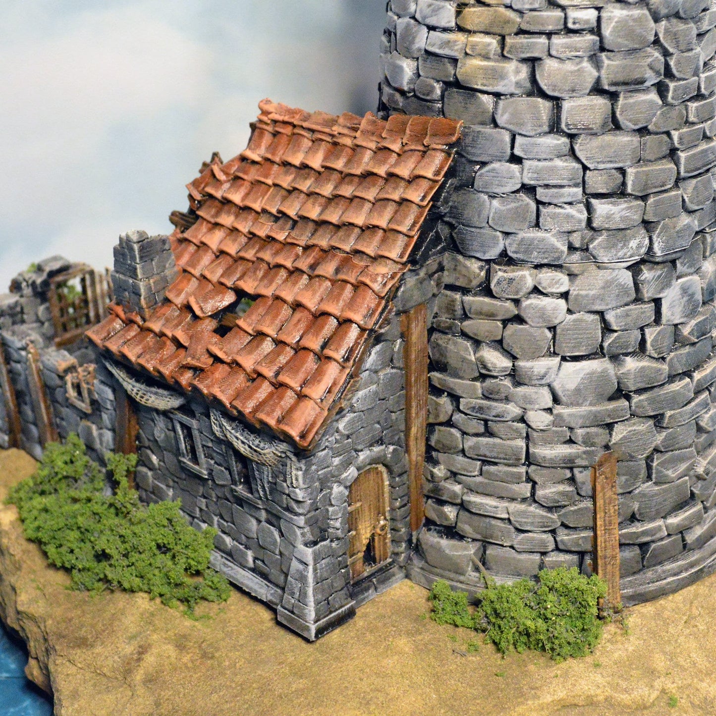 Miniature Ruined Lighthouse 15mm 28mm 32mm for D&D Terrain, DnD Pathfinder Coastal Ruins, Gift for Tabletop Gamers